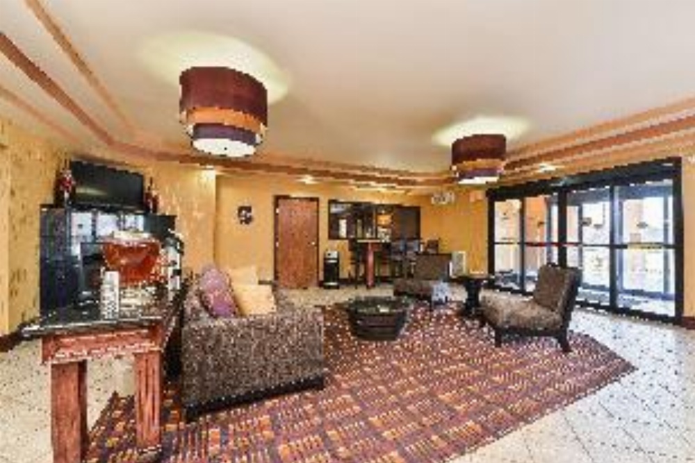 Best Western Plus Midwest Inn & Suites Image 15