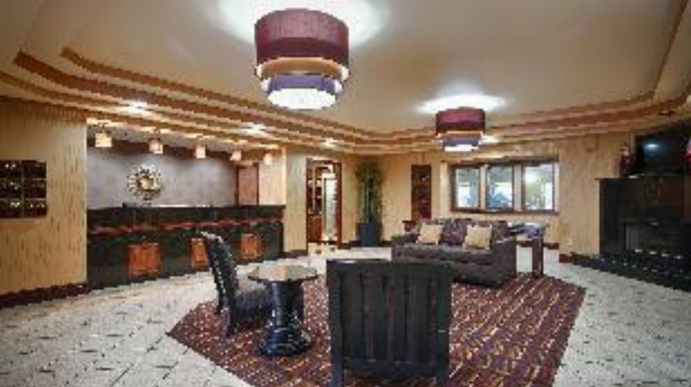 Best Western Plus Midwest Inn & Suites Image 16